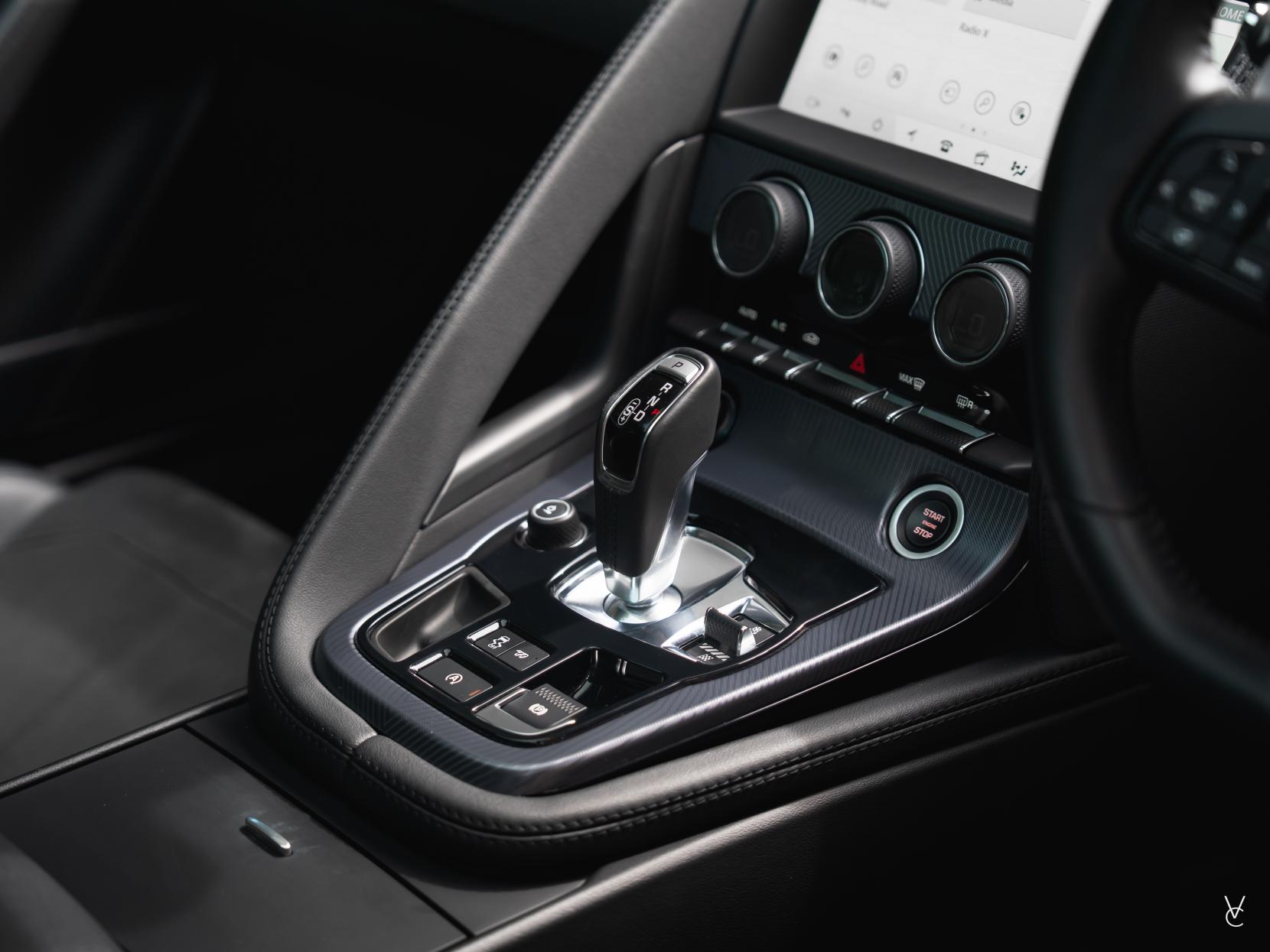 Jaguar F-Type 2.0i GPF R-Dynamic Coupe 2dr Petrol Auto Euro 6 (s/s) (300 ps)