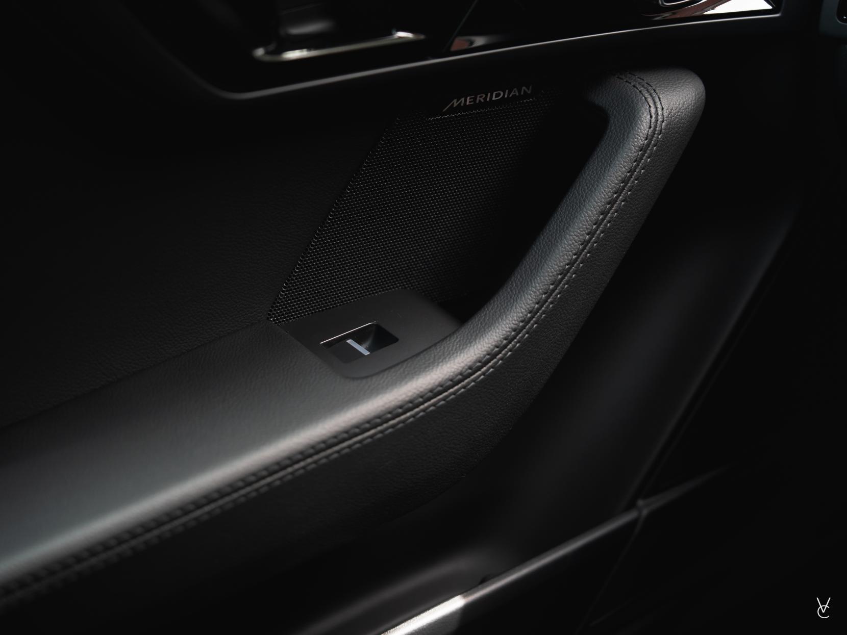 Jaguar F-Type 2.0i GPF R-Dynamic Coupe 2dr Petrol Auto Euro 6 (s/s) (300 ps)