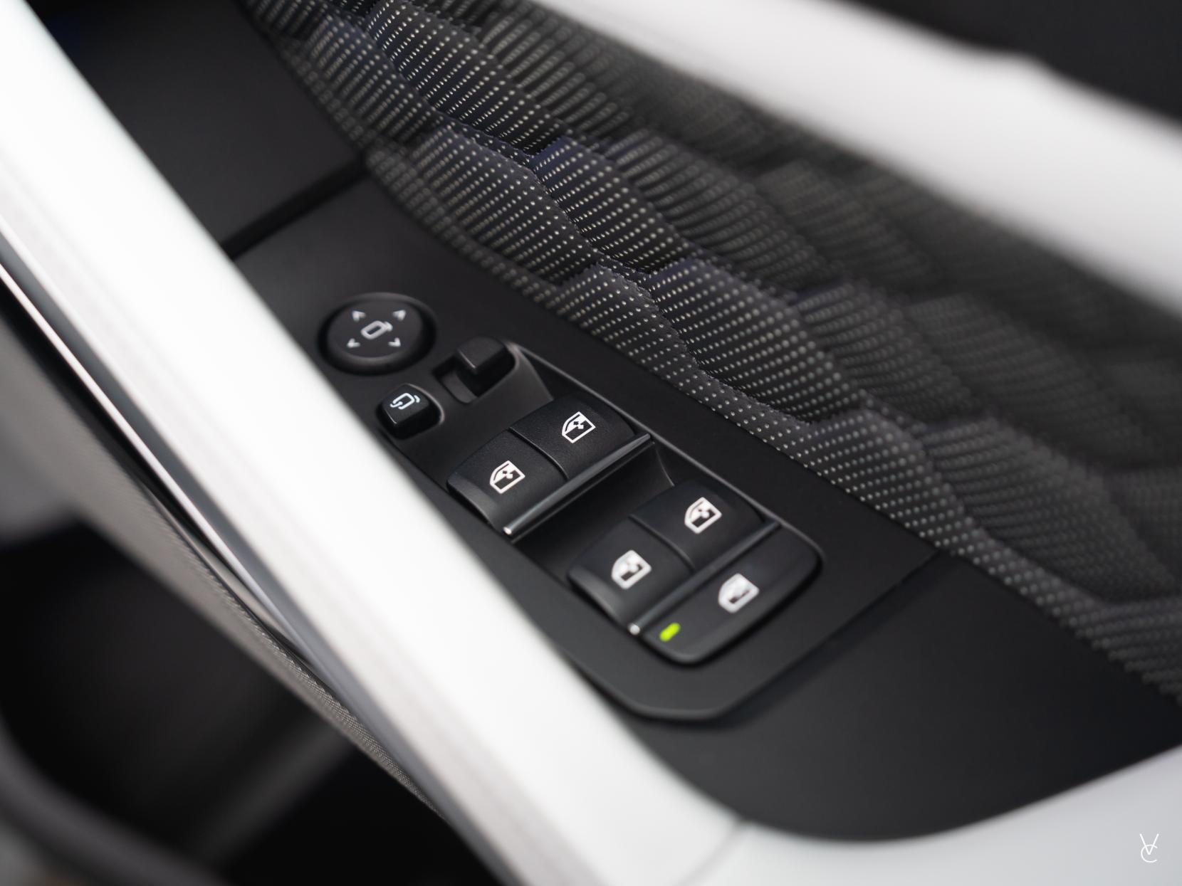 BMW X6 M 4.4i V8 Competition SUV 5dr Petrol Auto xDrive Euro 6 (s/s) (625 ps)