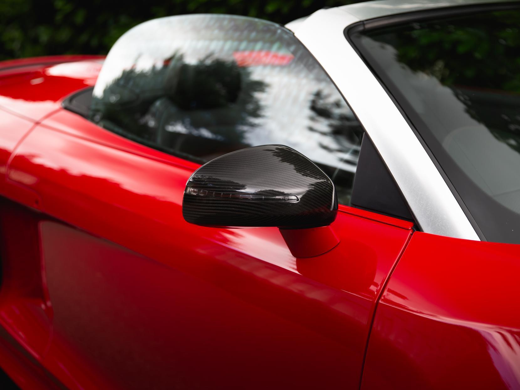 Audi R8 5.2 FSI V10 Spyder 2dr Petrol R Tronic quattro Euro 4 (525 ps)