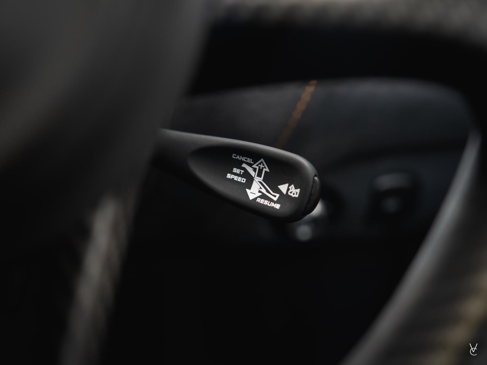 McLaren 720S 4.0T V8 Coupe 2dr Petrol SSG Euro 6 (s/s) (720 ps)