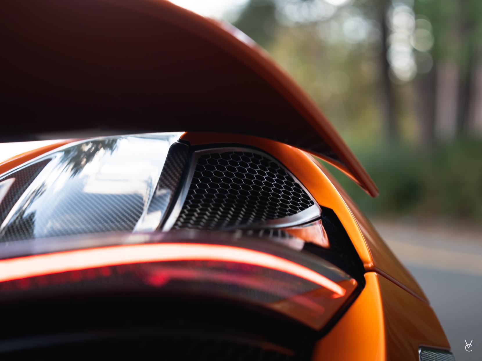McLaren 720S 4.0T V8 Coupe 2dr Petrol SSG Euro 6 (s/s) (720 ps)