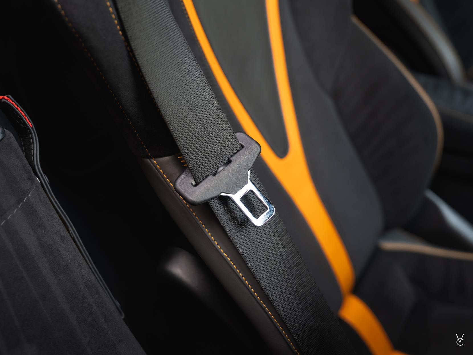 McLaren 720S 4.0T V8 Coupe 2dr Petrol SSG Euro 6 (s/s) (720 ps)