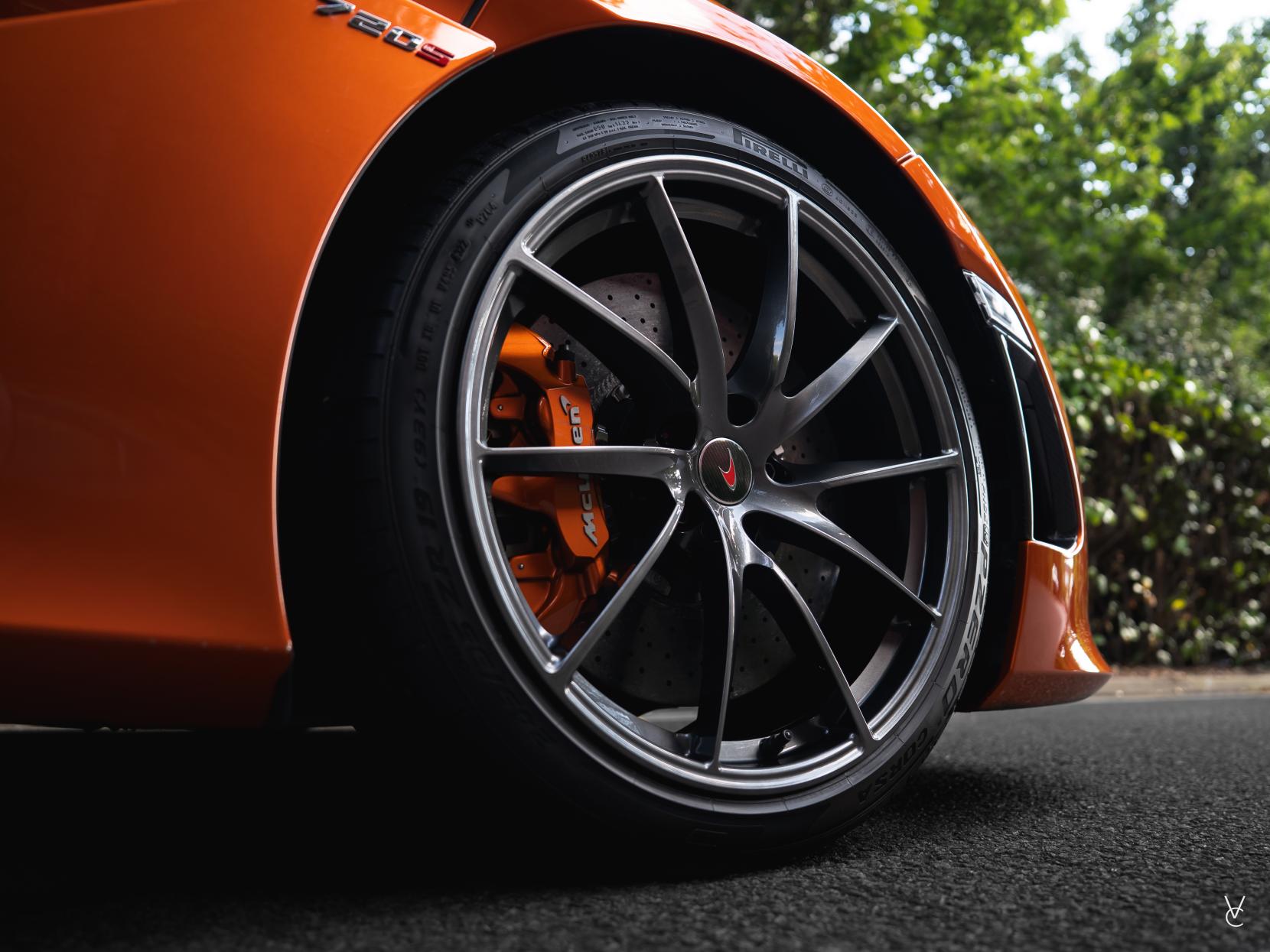 McLaren 720S 4.0T V8 Coupe 2dr Petrol SSG Euro 6 (s/s) (720 ps)