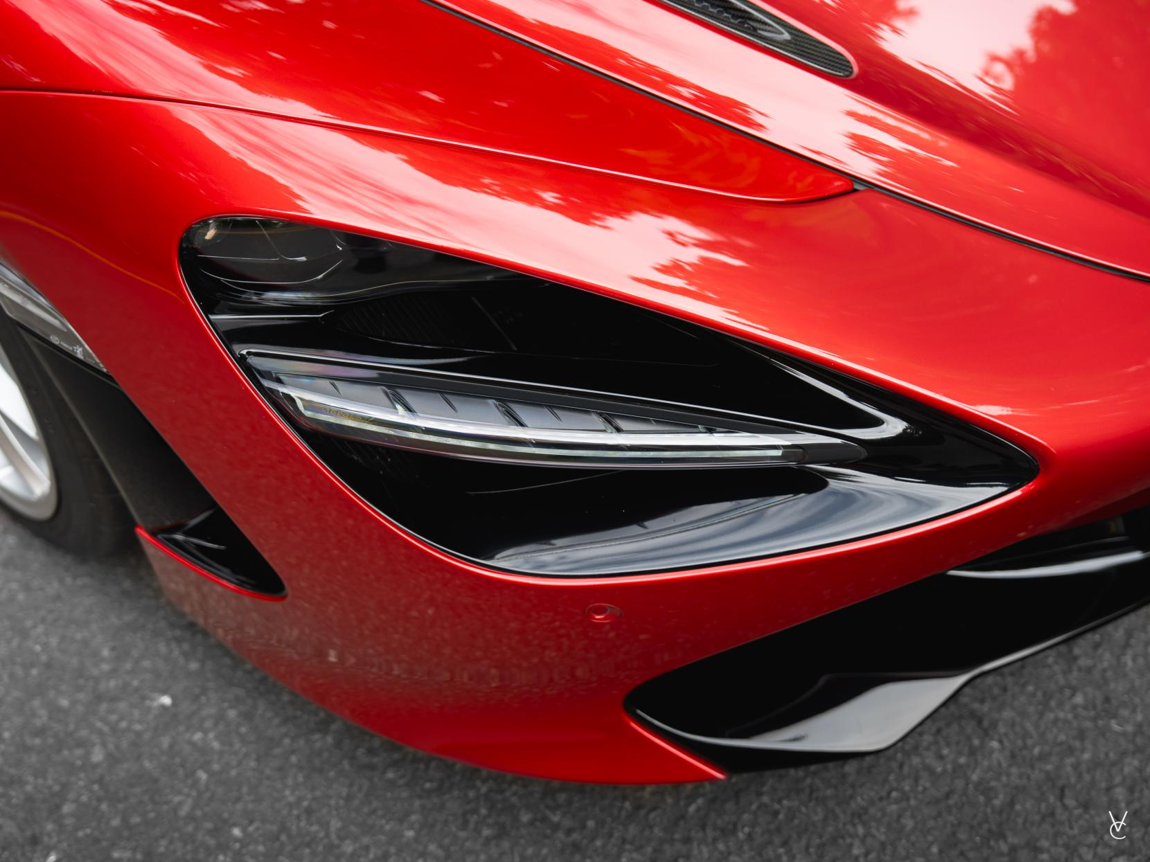 McLaren 720S 4.0T V8 Coupe 2dr Petrol SSG Euro 6 (s/s) (720 ps)