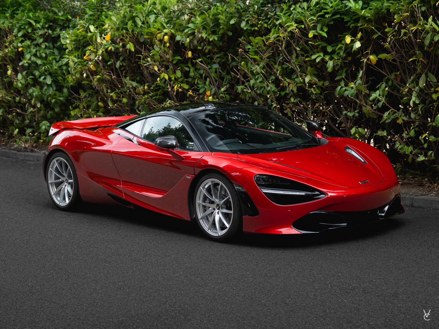 McLaren 720S 4.0T V8 Coupe 2dr Petrol SSG Euro 6 (s/s) (720 ps)