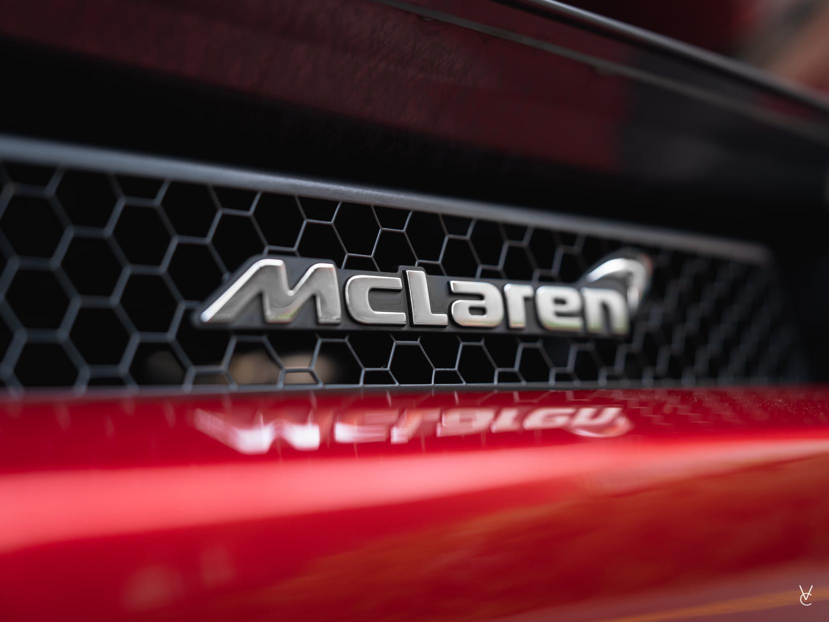 McLaren 720S 4.0T V8 Coupe 2dr Petrol SSG Euro 6 (s/s) (720 ps)