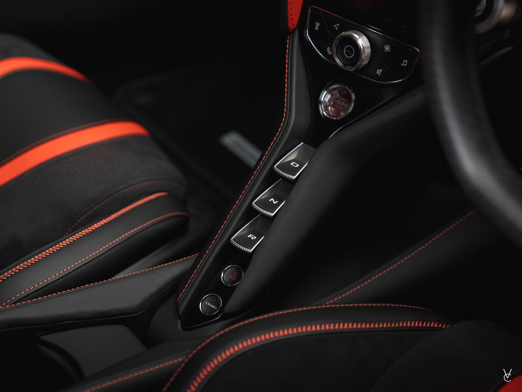McLaren 720S 4.0T V8 Coupe 2dr Petrol SSG Euro 6 (s/s) (720 ps)