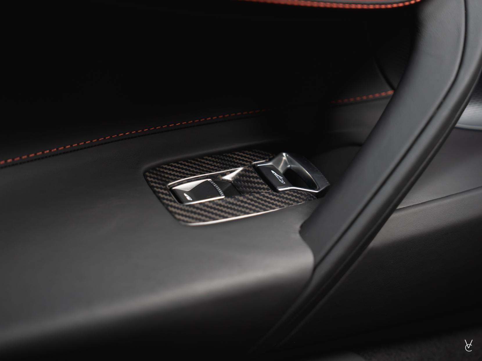 McLaren 720S 4.0T V8 Coupe 2dr Petrol SSG Euro 6 (s/s) (720 ps)