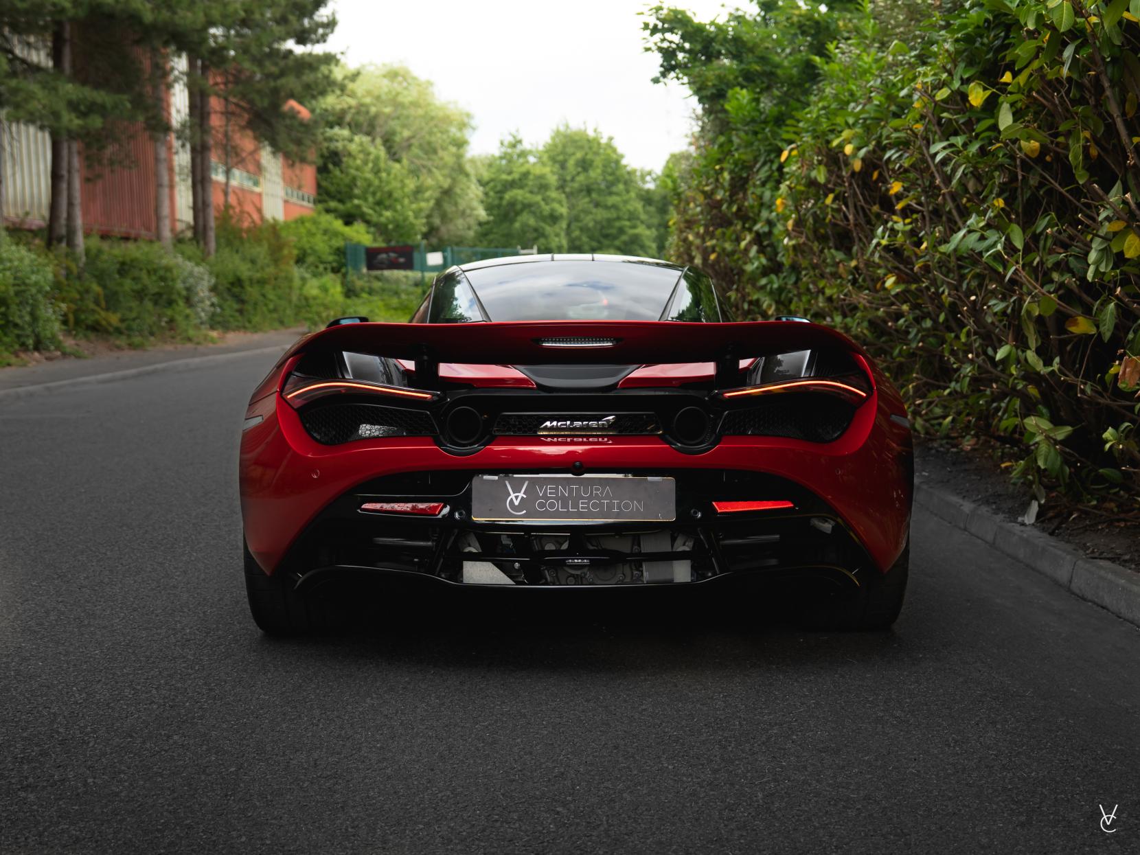 McLaren 720S 4.0T V8 Coupe 2dr Petrol SSG Euro 6 (s/s) (720 ps)