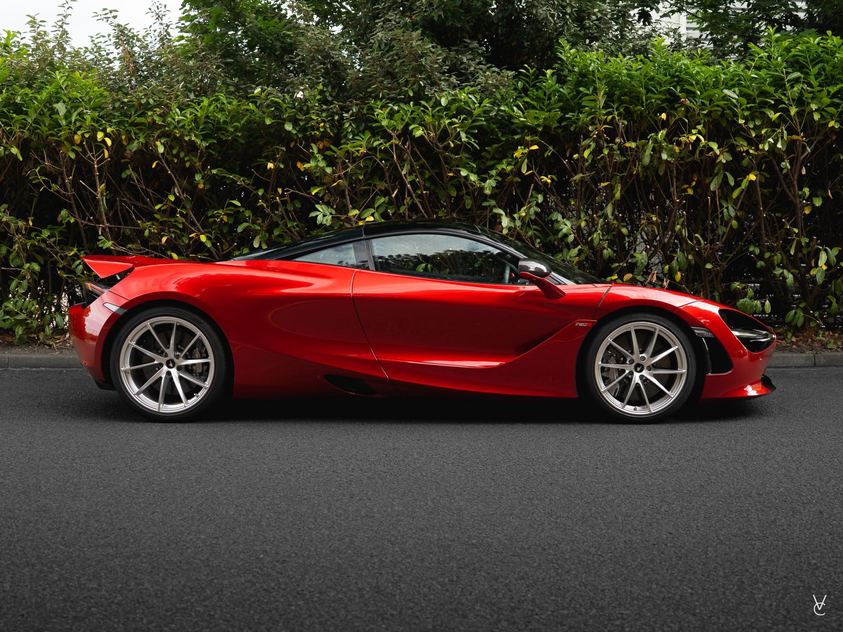 McLaren 720S 4.0T V8 Coupe 2dr Petrol SSG Euro 6 (s/s) (720 ps)