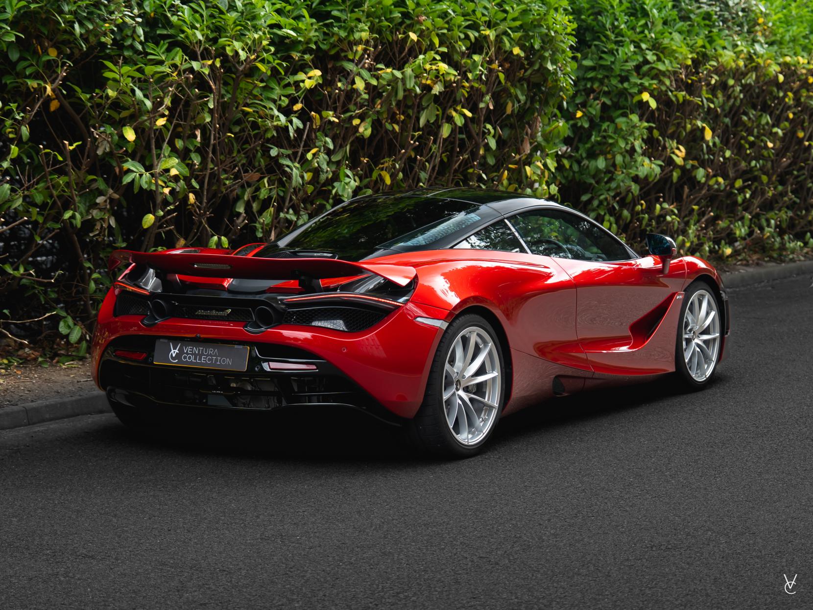 McLaren 720S 4.0T V8 Coupe 2dr Petrol SSG Euro 6 (s/s) (720 ps)